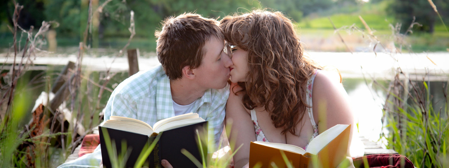 The Wedding Website of Emily Reed and Thomas Parr
