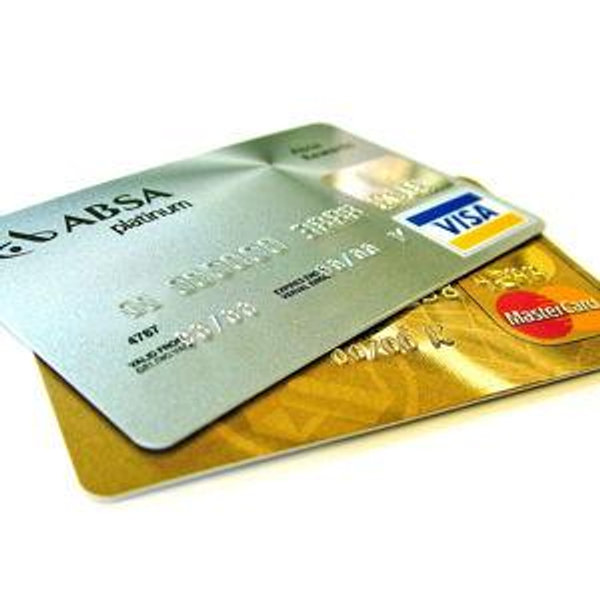 Kristen and Vladimir Honeymoon Fund (Credit Card) / Fondo para el Viaje de Recién Casados Kristen y Vladimir (Tarjeta de Credito))