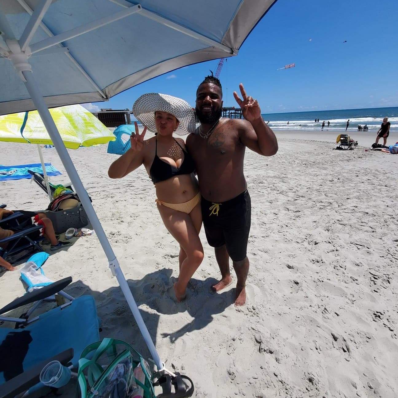 Our first beach trip together with my family, we had so much fun!