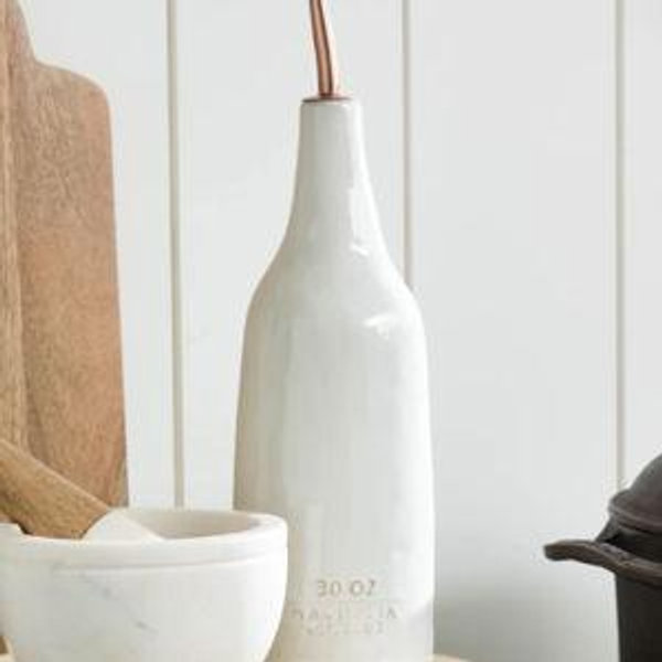 Magnolia Est. Oil Pour