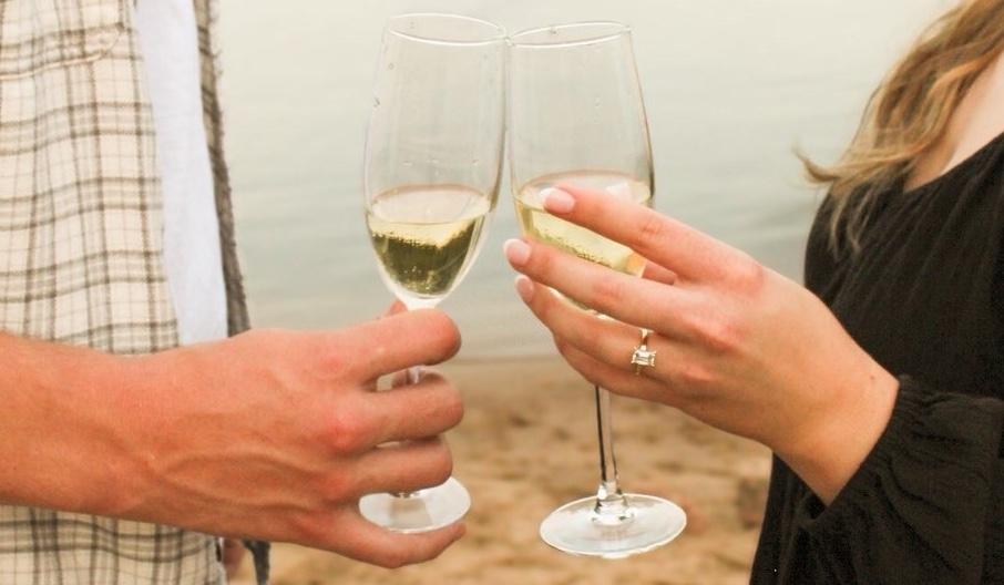 The Wedding Website of Kylie Gear and Brian Hoddinott