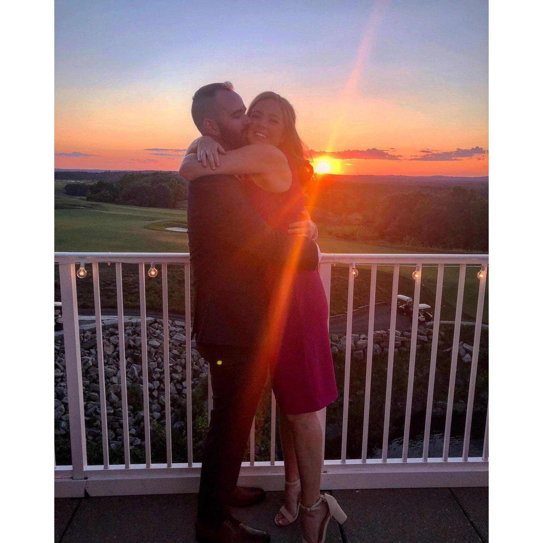 A sunset smooch.