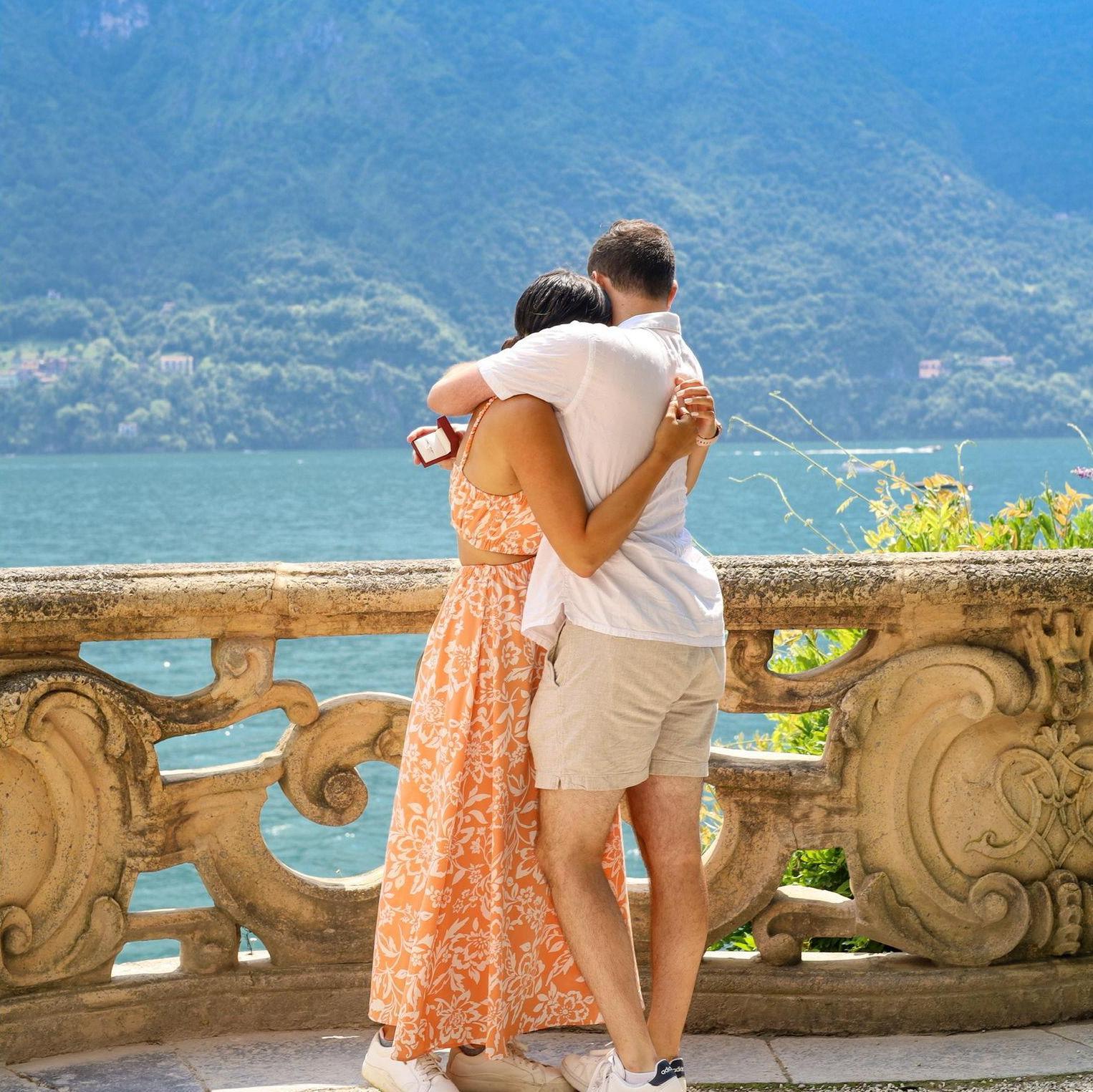 BIG hugs :')