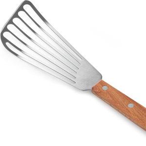 New Star Foodservice 43068 Wood Handle Fish Spatula, 6.5" Blade, Silver