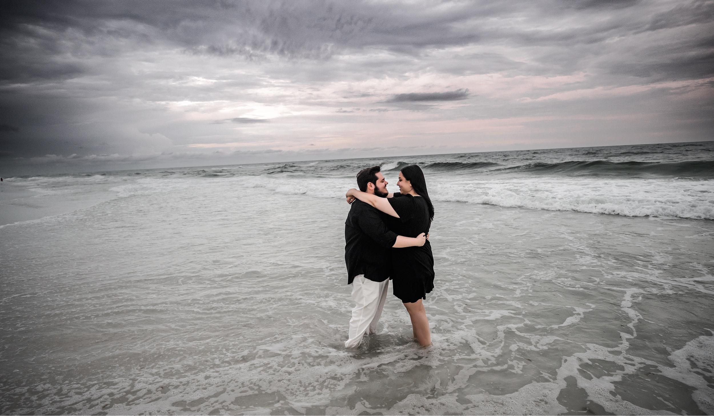 The Wedding Website of Leslye Smith and Dylan Phelps