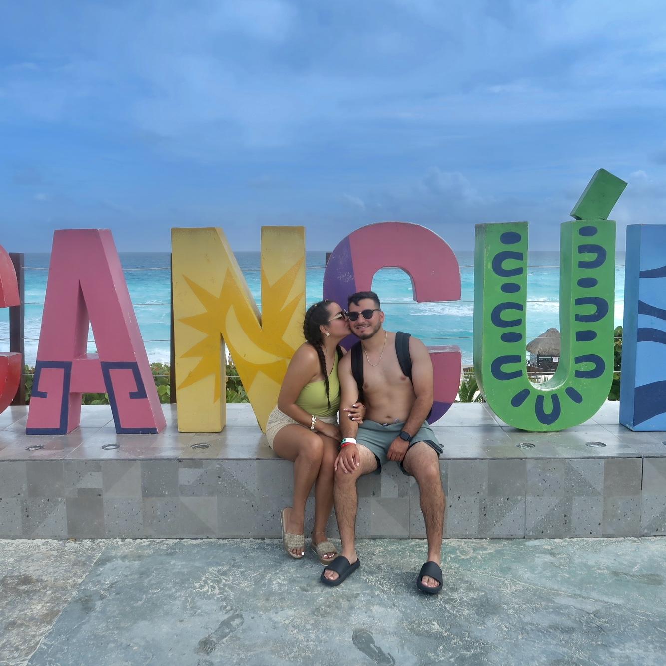 CANCUN💛