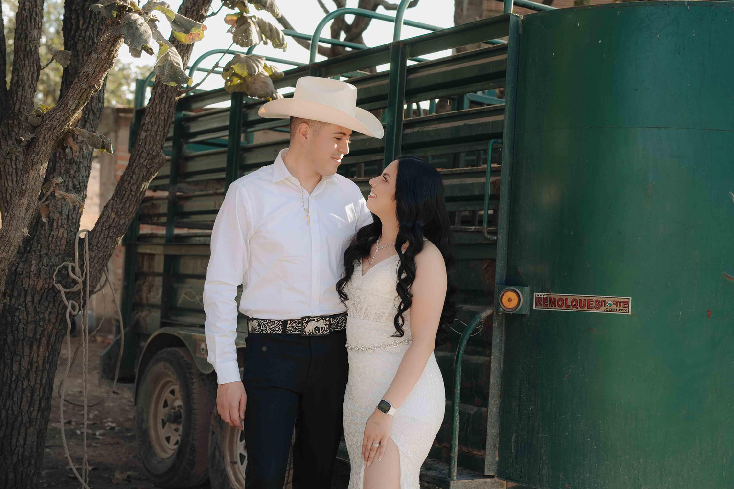 The Wedding Website of Leslie Lopez and Anthony Garcia