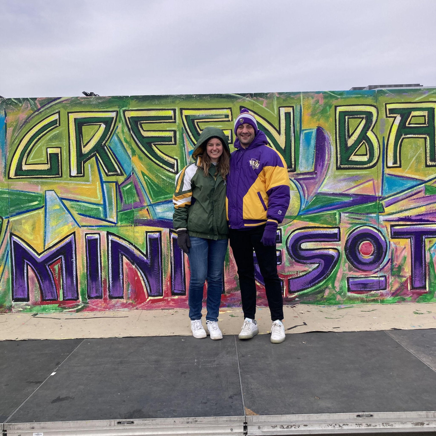 Vikings vs Packers 2023. Vikings win the game but lose the season along with Kirk Cousins' achilles. A very nice Wisconsin U-Haul driver waited for us to take this picture before driving through.