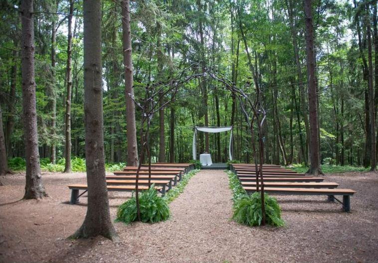 The Wedding Website of Leya Brown and Eric Campbell