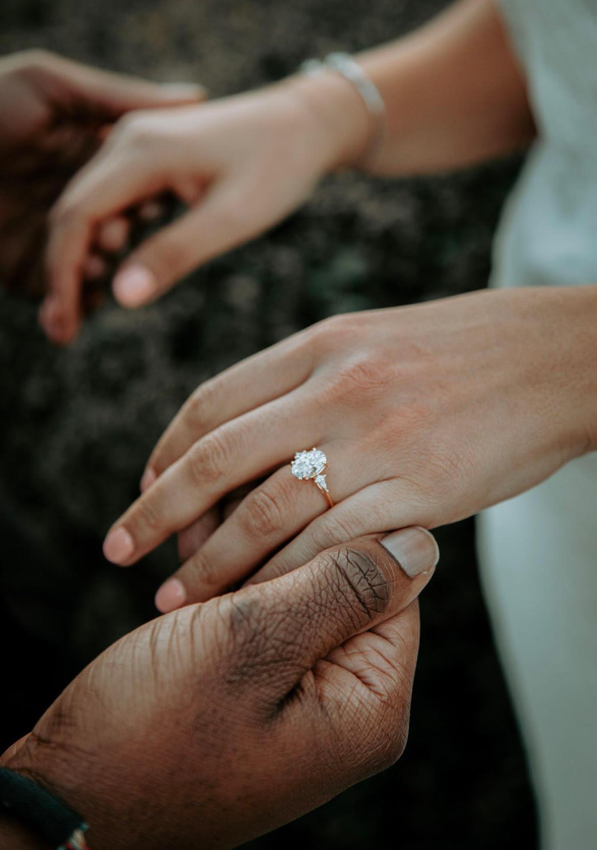 The Wedding Website of Carolina Benitez and Esosa Adah