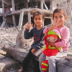 Funds for Friends Fleeing War