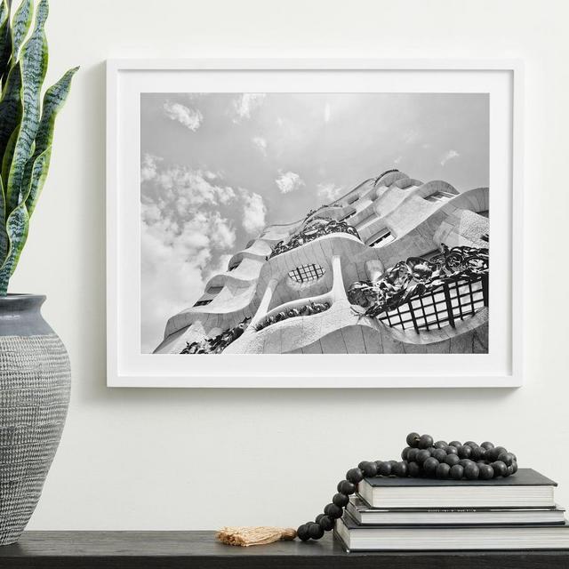 Wood Gallery Frame, 21"x27" (8"x10", 18"x24" Opening) - White
