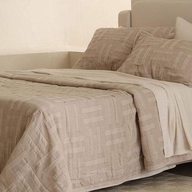 Double Stitch by Bedsure Quilt Comforter Set - Cotton Quilt Queen with Shams, BCI-Certified Luxury Bedding Set, Jacquard Bedspread Set, Perfect House Warming Gift, 1 Quilt, 2 Shams, Oat