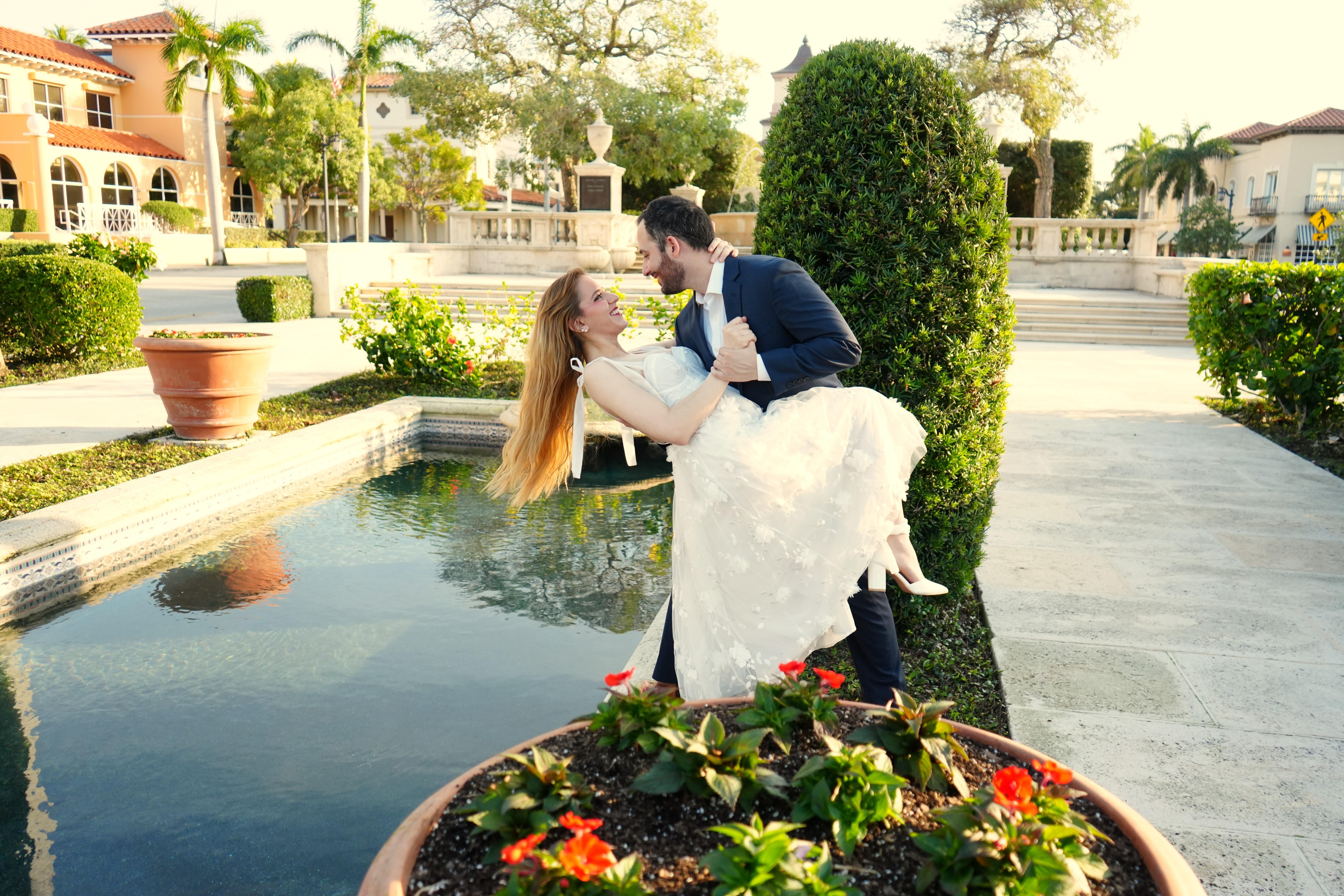The Wedding Website of Amalia Perez and Yulio Font