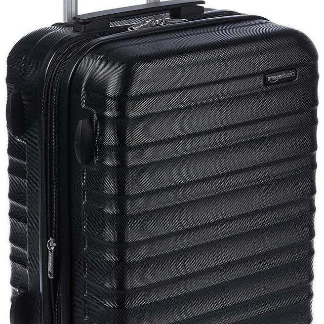 Amazon Basics 21-Inch Hardside Spinner, Black