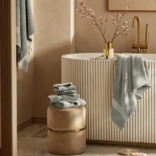 Plush 6-Piece Organic Bath Towel Set