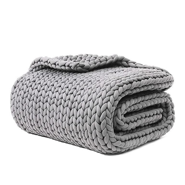 YnM Knitted Weighted Blanket, Hand Made Chunky Knit Weighted Throw Blanket for Sleep, Stress or Home Décor (Silver Grey, 60"x80" 15lbs), Suit for One Person(~140lb) Use on Queen/King Bed