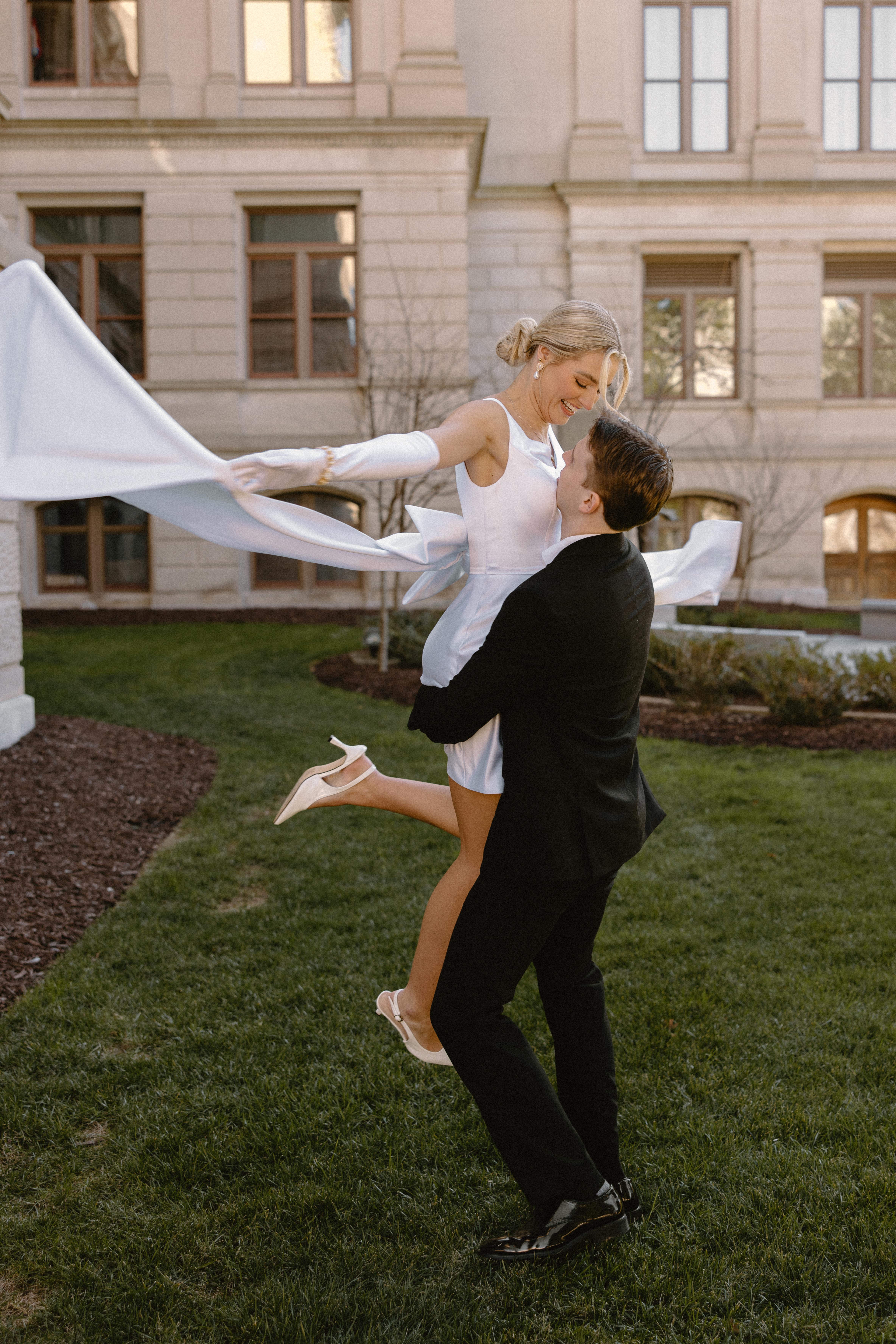 The Wedding Website of Olivia Farol and Chandler Ahrens