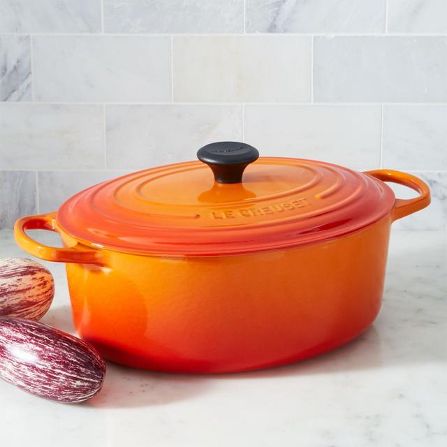 Le Creuset ® Signature Flame 6.75-Qt. Oval Dutch Oven