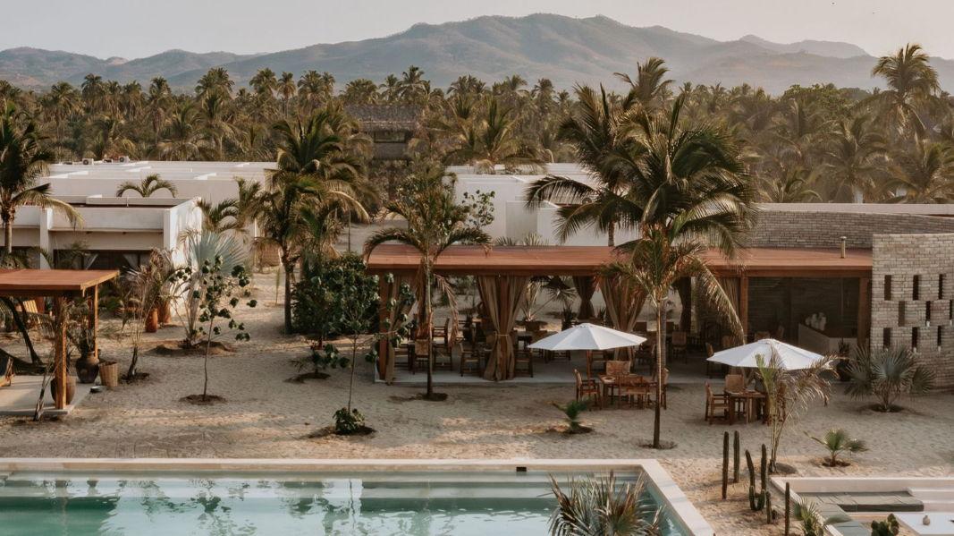 The Wedding Website of Eleasha Michelle Rodriguez and Jordan Alberto Cabrera