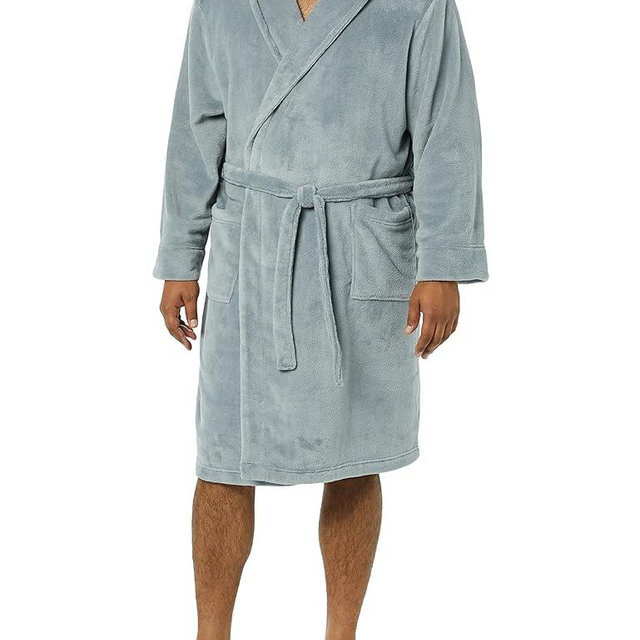 Amazon Essentials Men's Mid-Length Plush Robe