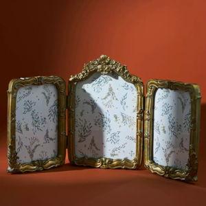 Victoria Frame