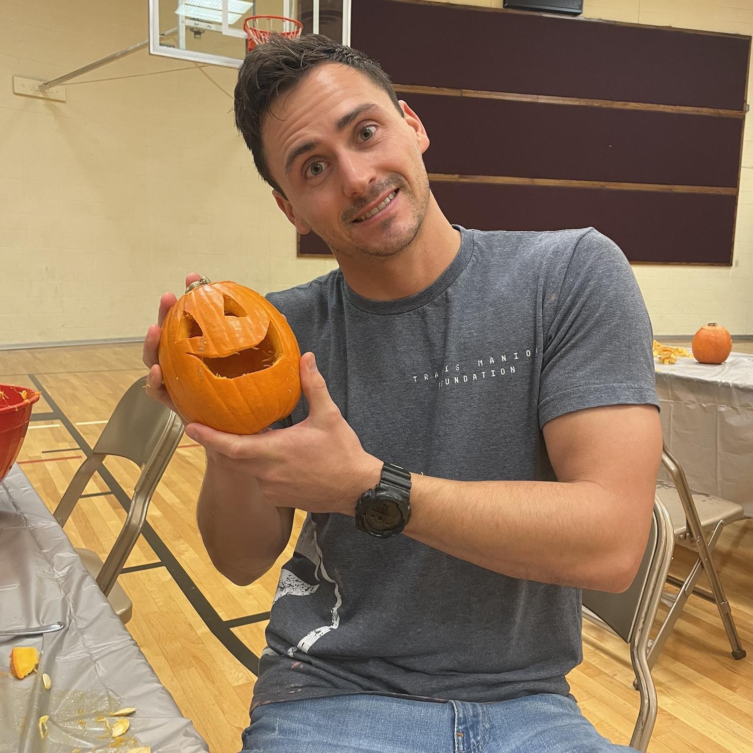 Pumpkin Carving at Glendale YSA