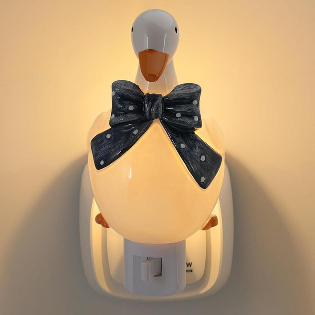 Kittmip Goose Bow Shaped Resin Night Light Plug in Dusk to Dawn Decorative Night Lights for Indoor Bedroom, Bathroom Hallway