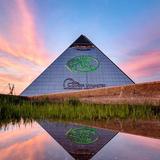 BASS PRO SHOPS AT THE PYRAMID