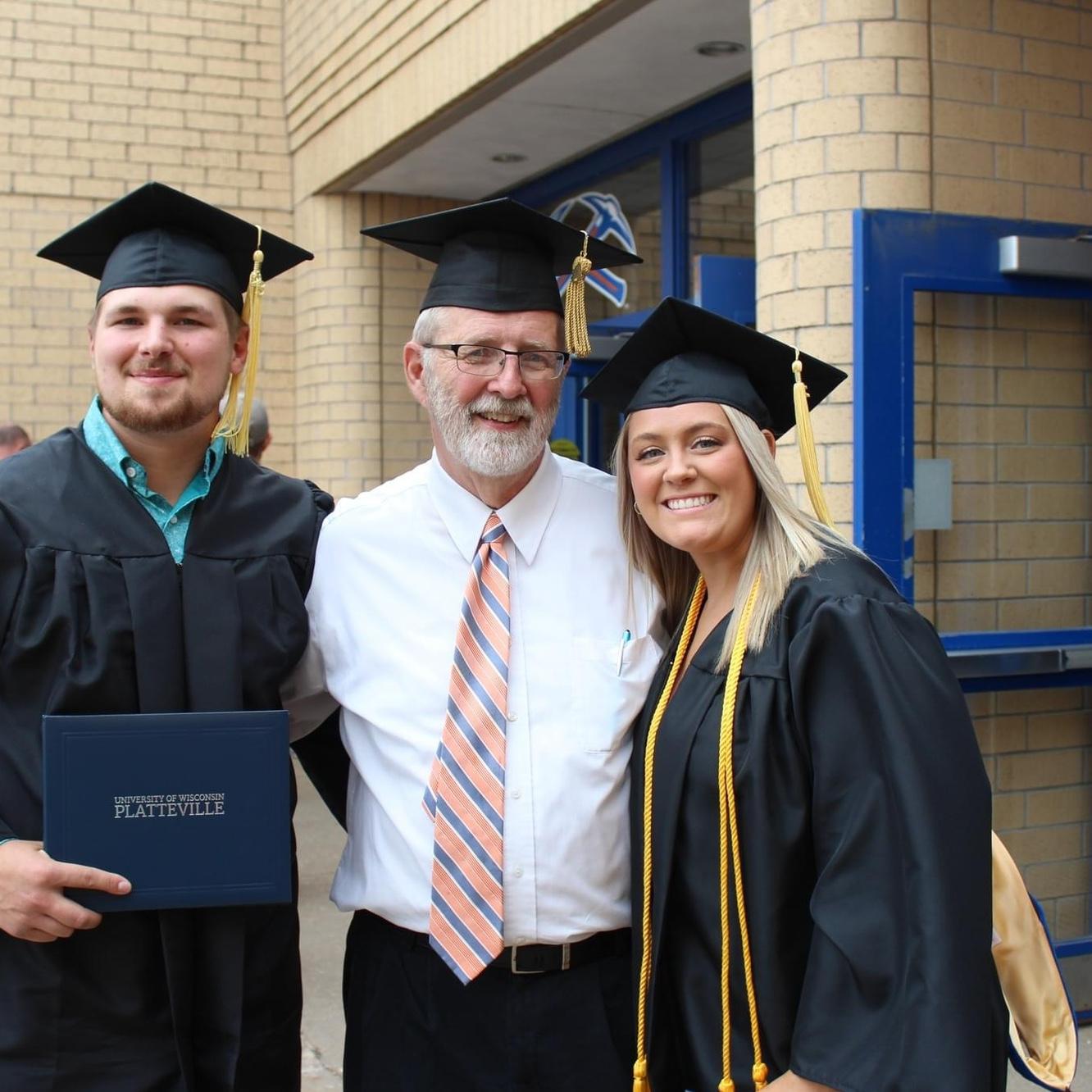May of 2023 Tyler and Sydney graduated College! This is a picture with their professor from the class that they had met in!