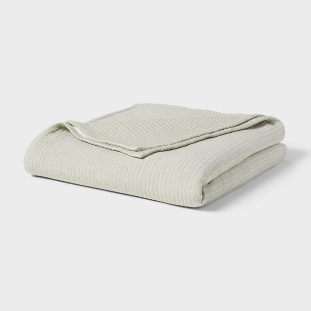 King Matelasse Bed Blanket Sage Green - Threshold™
