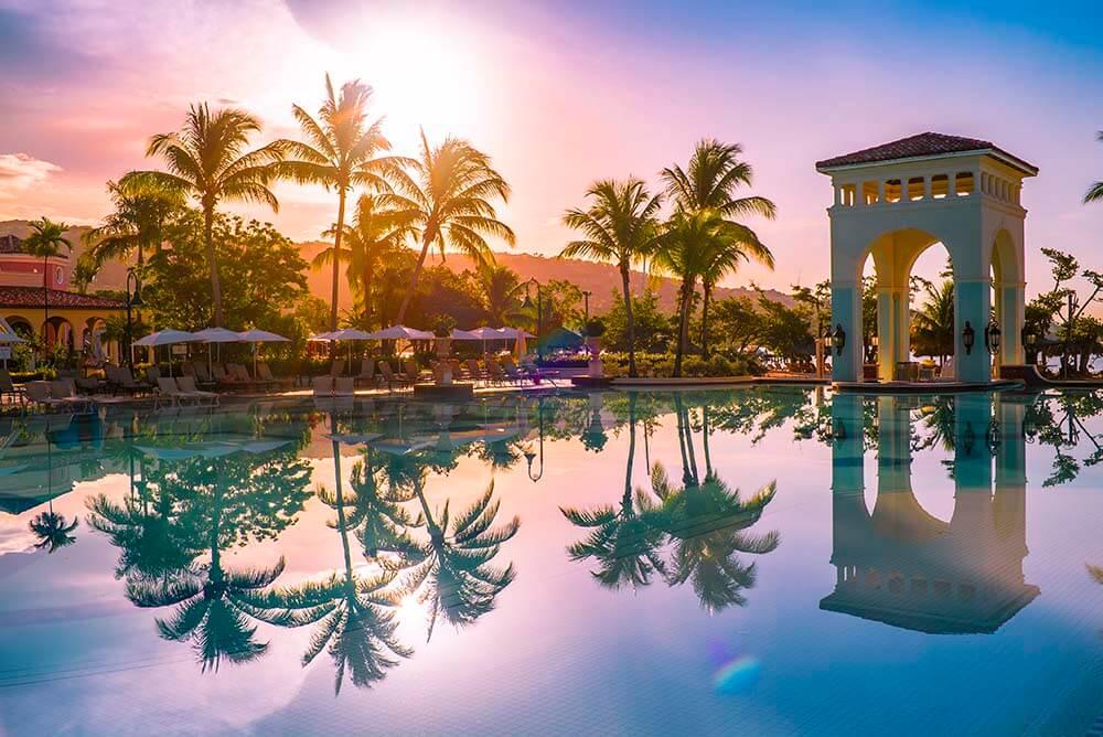 The Wedding Website of Elizabeth Brussell and Josh O'Daniel