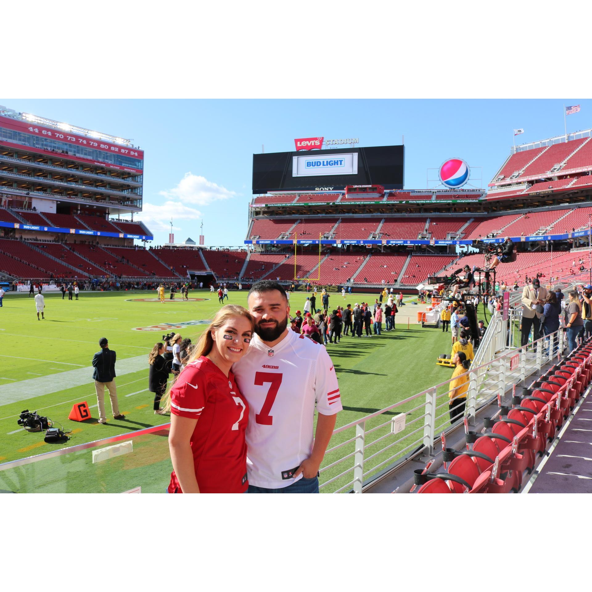 First 49ers game-2018
What an amazing first time experience being inside a football field and being able to cheer on my fiancés football team.
