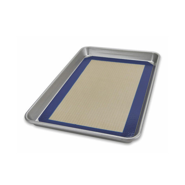 USA Pan Non-Stick Aluminum 2 Piece Jelly Roll Pan and Baking Mat Set