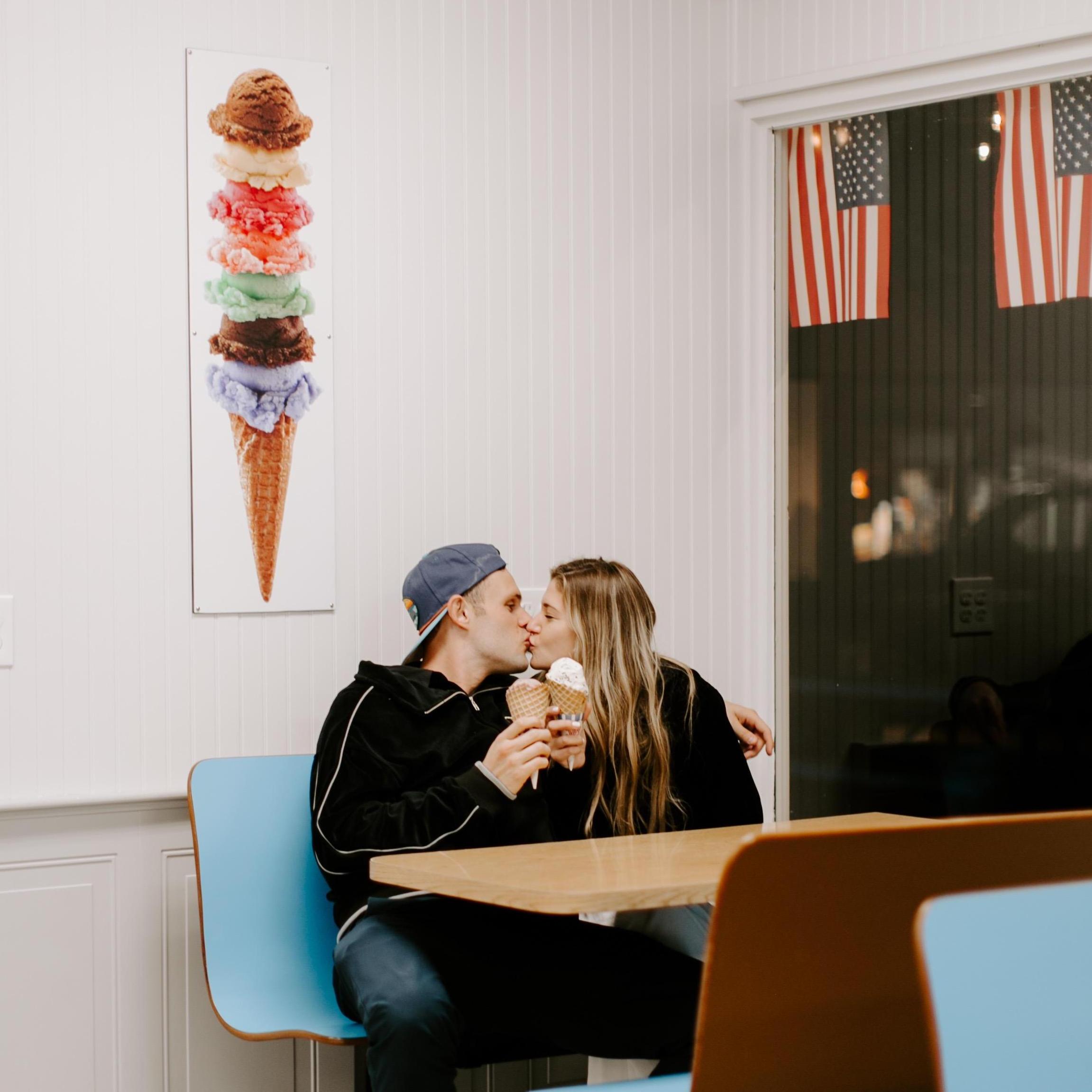 Bernie's Ice Cream, Vineyard Haven, Martha's Vineyard. Larisa Stinga Photography