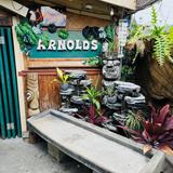 Arnold's Beach Bar