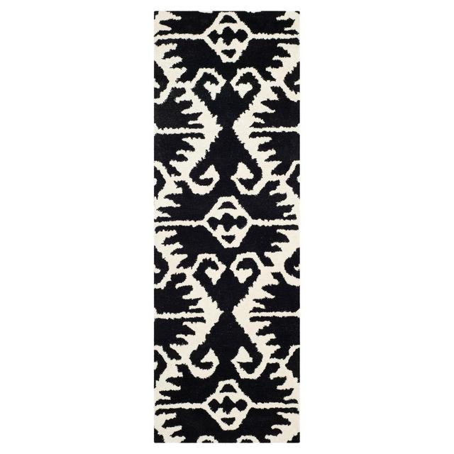 Garrard Area Rug - Black/Ivory (2'3"x7')- Safavieh