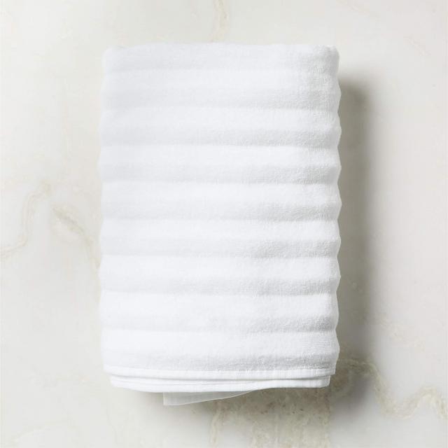 Matin Wavy Organic Cotton White Bath Towel