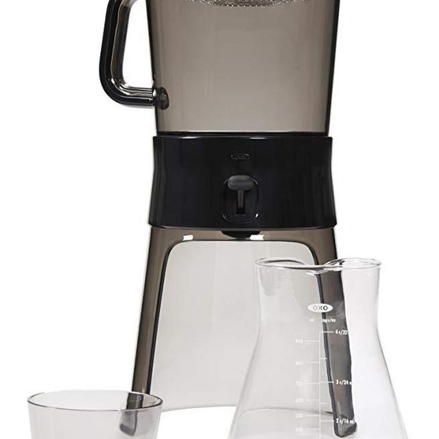 OXO Good Grips Cold Brew Coffee Maker (32 ounces) with 50 Paper Filters