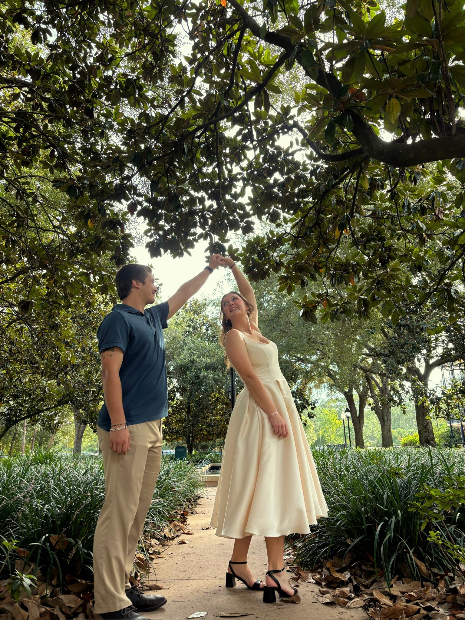 The Wedding Website of Carsyn Haley and Christian Hutchens