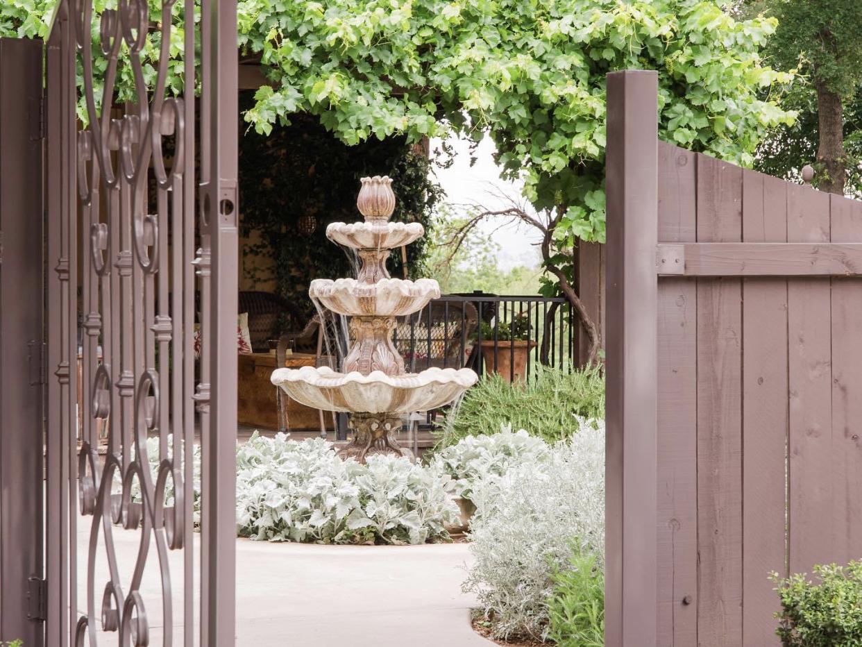 The Wedding Website of Jessica Lynne Fuller and Joshua Basil LaBansky