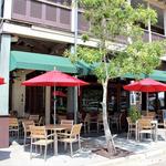 Pour Restaurant & Bar