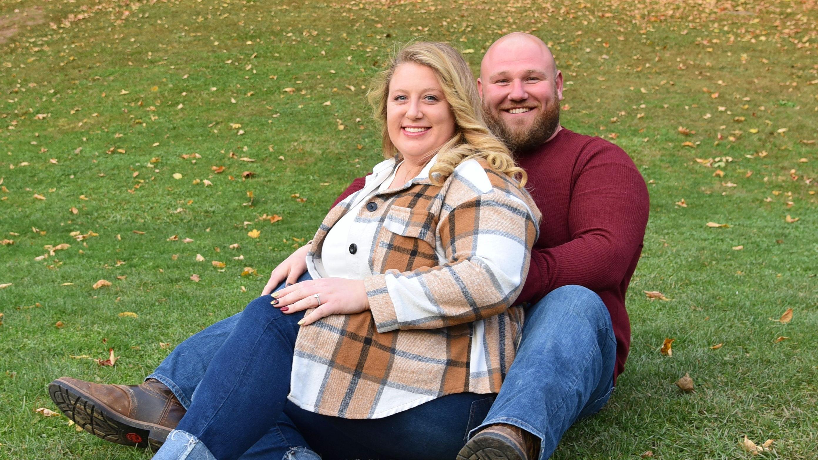 The Wedding Website of Kelly VandeBogart and Kacee Sauer