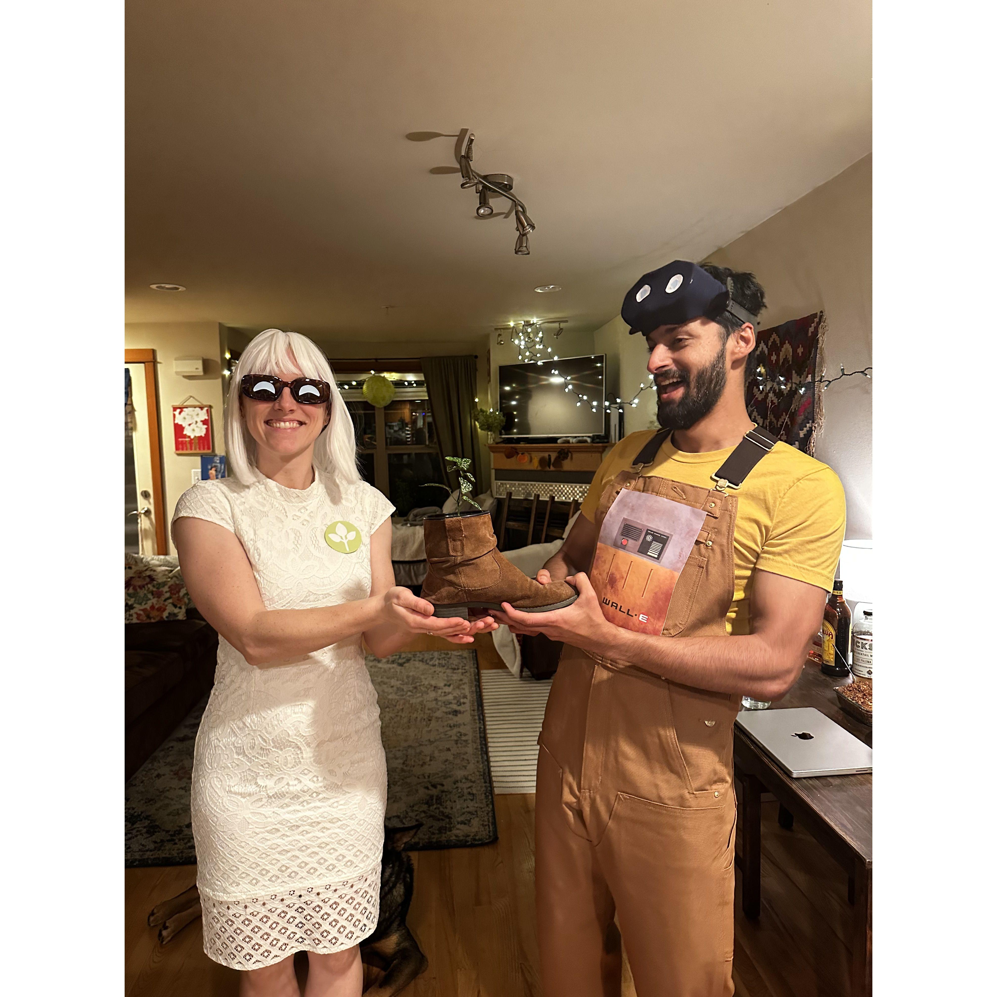 Robots and romance as EVE & Wall-E - Halloween 2024