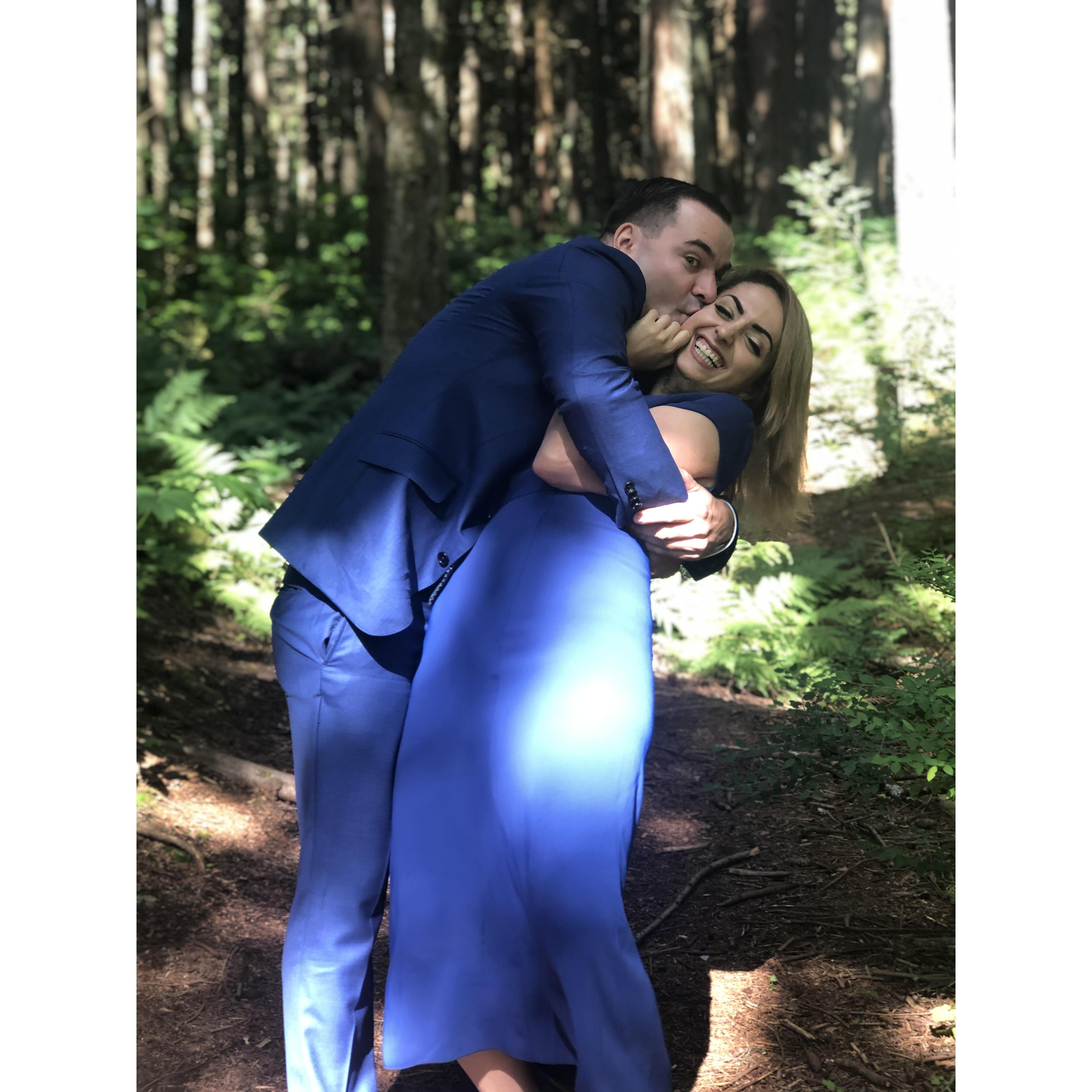 <3