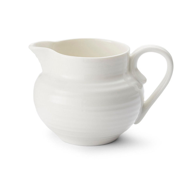 Portmeirion Sophie Conran White Porcelain Jug – 10 oz Milk Server and Creamer Pitcher, Elegant Small Serveware, Microwave & Dishwasher Safe