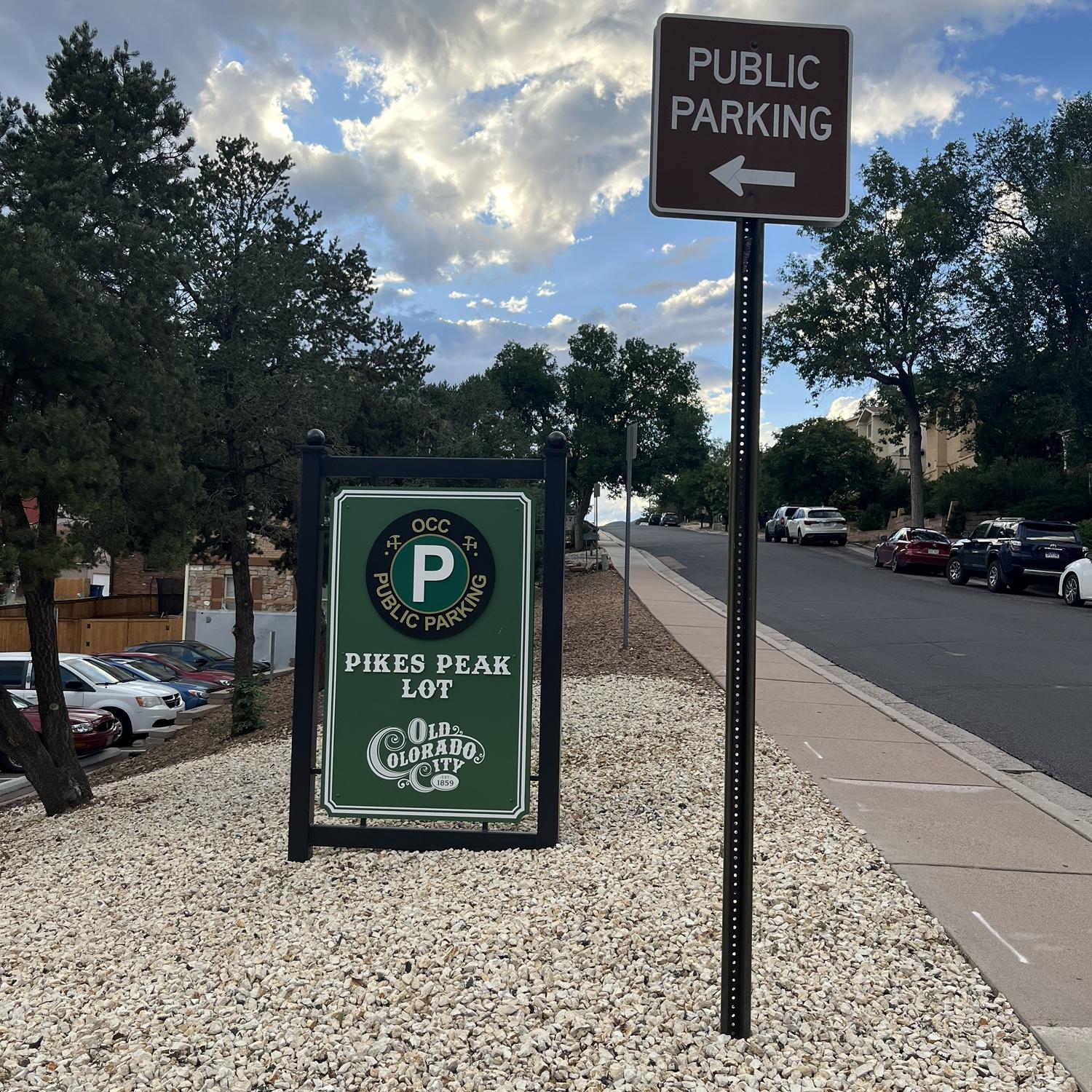 Here is where you can find paid parking closest to the back of the venue. This is off of pikes peak Ave and 15th street. Look for sign posted above.