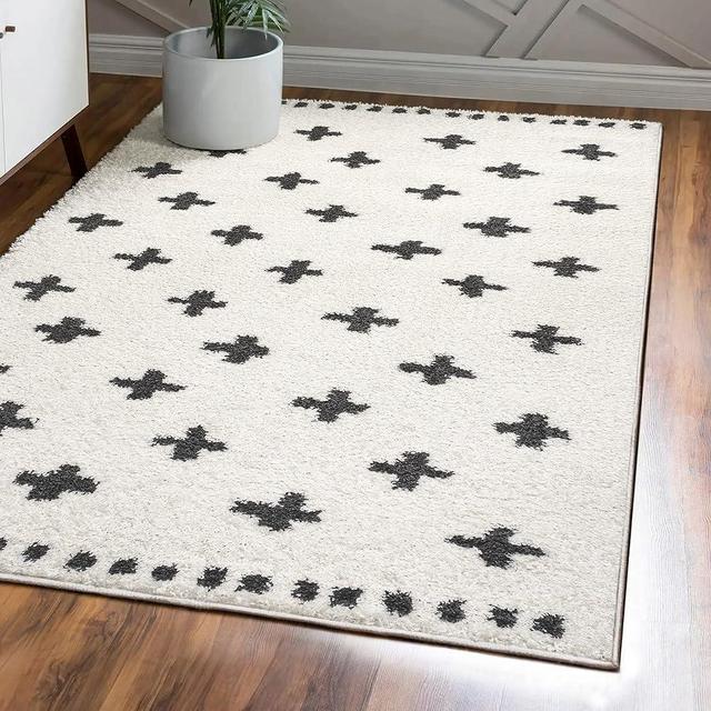 JONATHAN Y MOH403A-8 Cristo Berber Geometric Shag Indoor Area-Rug Bohemian Contemporary Easy-Cleaning Bedroom Kitchen Living Room Non Shedding, 8 X 10, White/Black