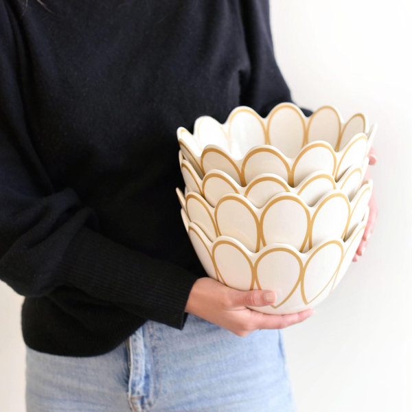 Coton Colors by Laura Johnson Scallop Serving Bowl - Thumbnail 4