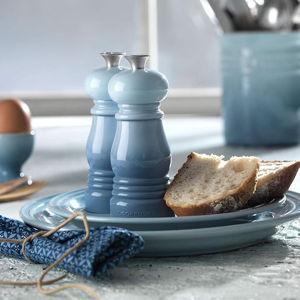 Le Creuset Petite Salt and Pepper Mill Set